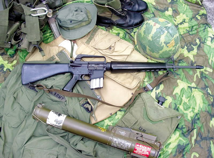 ><p>Например, повышение мобильности подразделения приводит к ограничению носимого снаряжения и боекомплекта. Поэтому вопросы контроля за расходованием боеприпасов, точности одиночного выстрела, кучности очереди приобретают первостепенное значение. Чем меньше расходуется боеприпасов на поражение одной цели, тем дольше подразделение способно вести бой.</p><p> С другой стороны, использование в своем оружии боеприпасов, состоящих на вооружении армии противника, позволяет оперативно пополнять носимый боекомплект трофейными боеприпасами. Подобная тактика давно и активно используется подразделениями, автономно выполняющими задачи в тылу врага.</p><p> Еще один аспект перспективного стрелкового оружия — возможность быстрого переноса огня с одной цели на другую. Для этого необходим прицел с достаточно широким полем зрения, позволяющий наблюдать за полем боя и при этом обеспечивающий достаточную точность огня при его переносе. С классическим открытым прицелом это затруднительно, однако голографические коллиматоры позволяют это делать. Но в других случаях необходим прицел пусть и с узким полем зрения, но обеспечивающий поражение цели на предельном расстоянии — телескопический. Соответственно, и оружие должно быть приспособлено для ведения точной стрельбы на предельные для него дистанции.</p><p> Добиться универсальности применения оружия можно разными путями. Один из них — совершенствование самого оружия, что, в конечном итоге, предполагает создание принципиально новых его образцов. А это, хоть и неизбежно, но накладно, учитывая гигантские объемы производства. Другой путь...</p>