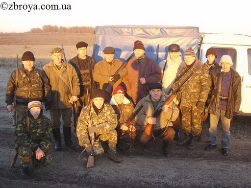 > <p>Не в стороне находятся и наши украинские охотники. Надо сказать, что в среде отечественных охотников выработались определенные правила и традиции поведения на охоте. Я не говорю об обязательных и узаконенных правилах поведения на охоте, которые должны выполнять все без исключения. Речь идет именно о традициях и так называемых