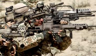 > <p>Боевые возможности оружия характеризуются боевой мощью и его маневренностью, которая определяется его массой, габаритами и эргономическими показателями, а также емкостью магазина и количеством боеприпасов в носимом боекомплекте и эффективностью прицельных приспособлений. Боевые характеристики оружия должны соответствовать тактике выполнения приемов стрельбы в боевых условиях, которая определятся методологией выполнения приемов стрельбы согласно наставлениям по стрелковому делу.</p><p> Судя по результатам системного анализа зарубежных специализированных информационных источников основными образцами стрелкового оружия являются автоматические винтовки (автомат, штурмовая винтовка) — ими вооружены 60-70 % личного состава пехотных подразделений. Следовательно, стрелковое оружие должно отвечать общепринятым в мировой практике критериям для любого изделия: